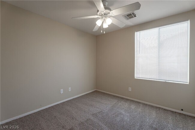 Building Photo - 944 Saffex Rose Ave