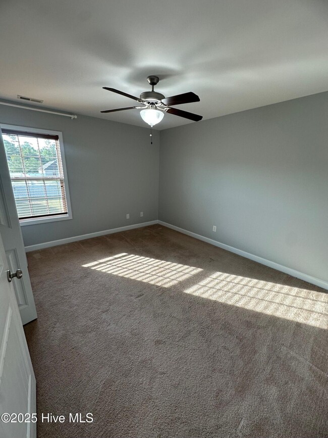 Building Photo - 2443 Kodiak Dr