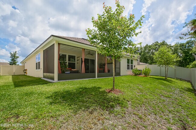 Building Photo - 15599 Chir Pine Dr