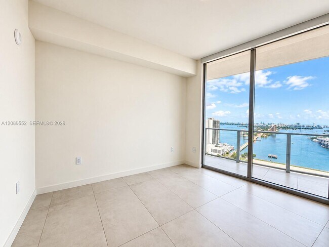 Building Photo - 1400 Biscayne Blvd