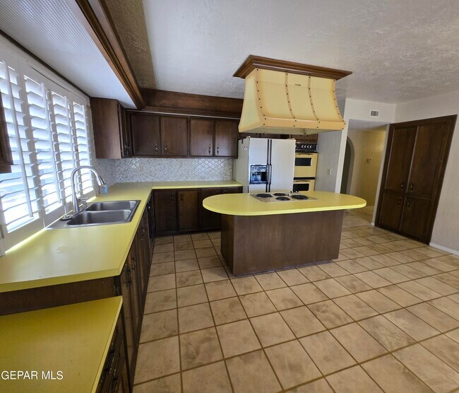 Building Photo - 316 Barbaree Dr