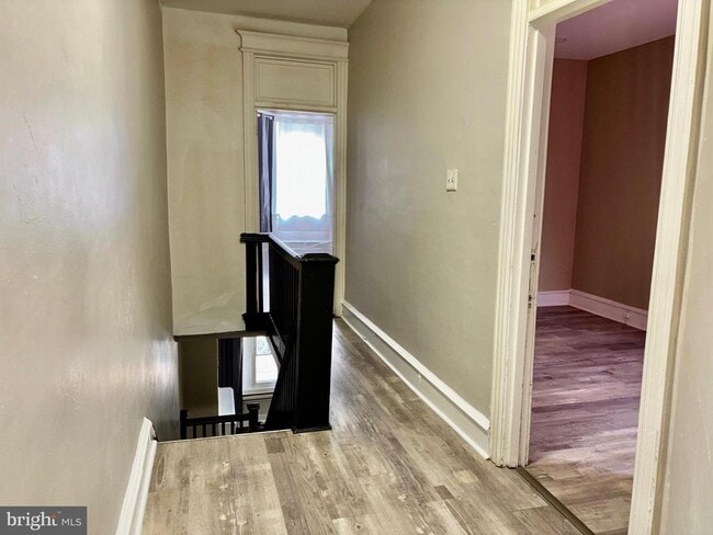 Building Photo - 831 S 59th St