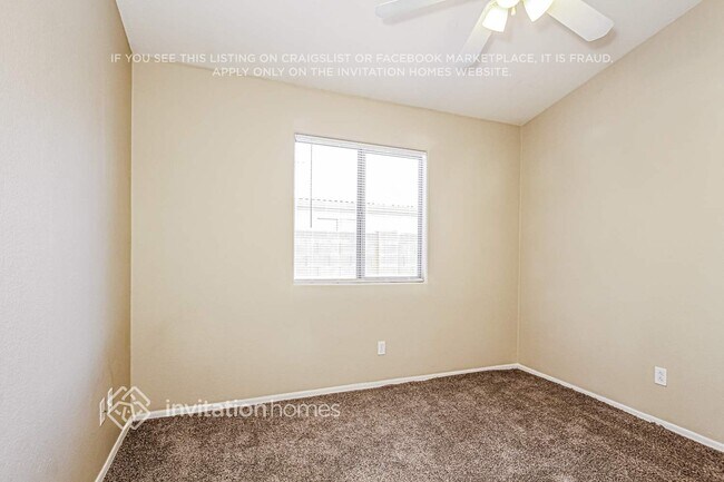 Building Photo - 2620 E Beverly Rd