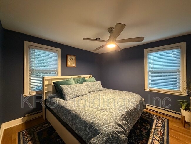 Building Photo - 907 Philpotts Rd