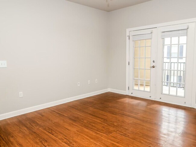 Building Photo - 3BD/3BA For Rent In Bluffs East