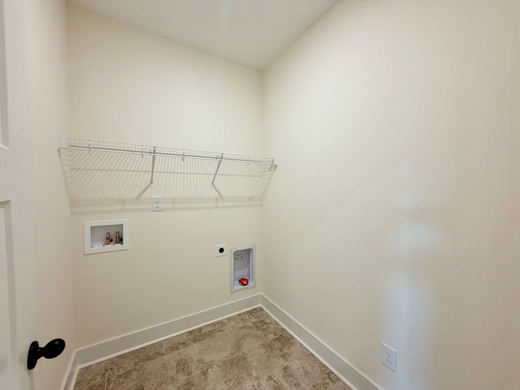 Building Photo - 609 Bristleleaf Path