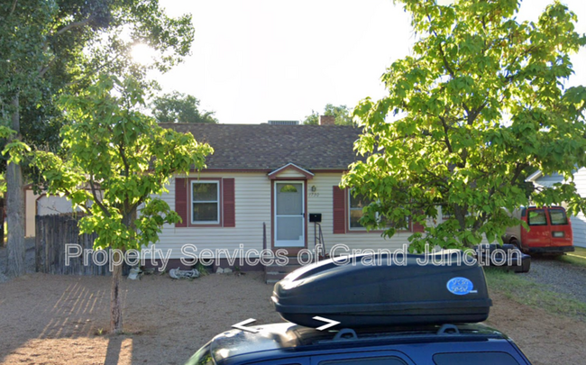 Primary Photo - 1730 N 16th St