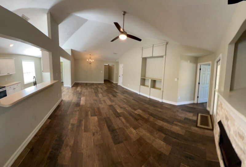 Building Photo - 8392 Ivy Brook Ln