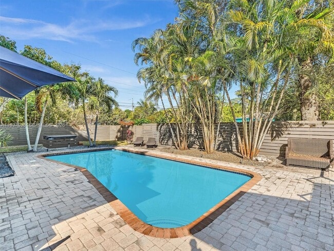 Building Photo - 1731 NW 7th Terrace