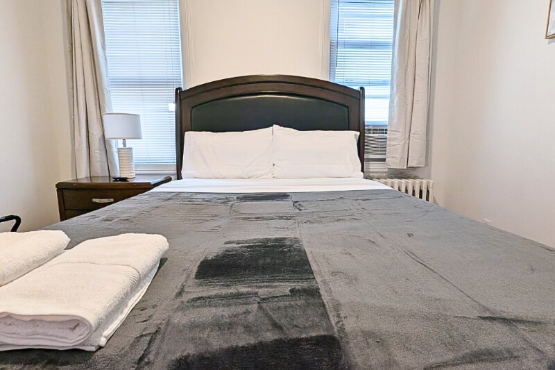 Building Photo - 108 Gotthart St