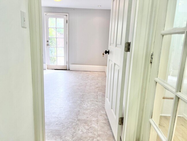 bottom floor bedroom - 1390 Dwight Way