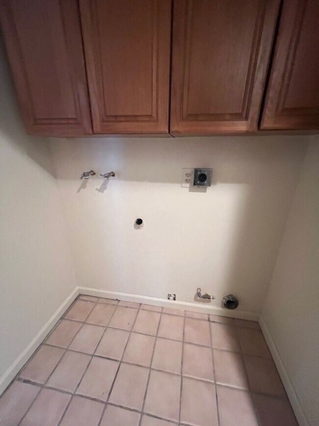 Building Photo - 26595 Voyage Ln