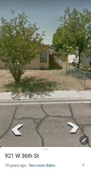 Building Photo - 912 W 36th St