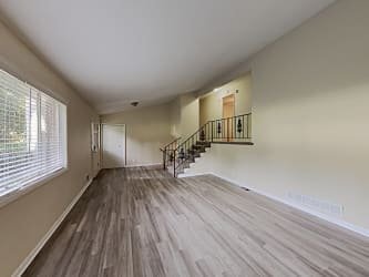 Building Photo - 4242 Valley Lake Terrace SW