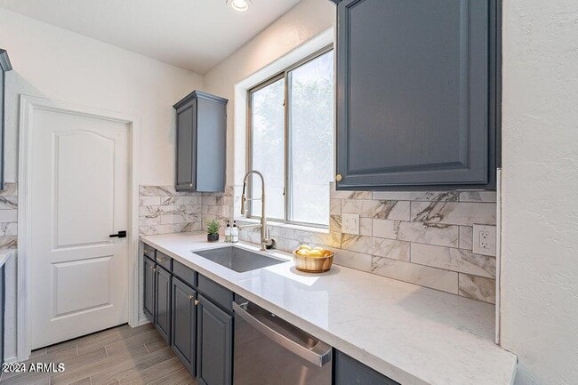 Building Photo - 20858 N 90th Ave