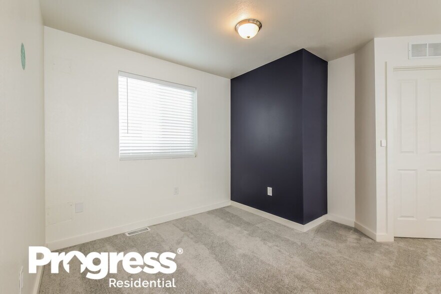 Building Photo - 4735 N Tower Dr