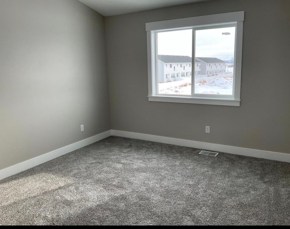 Building Photo - 3538 E 107 N