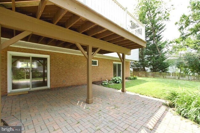Building Photo - 1318 MacBeth St