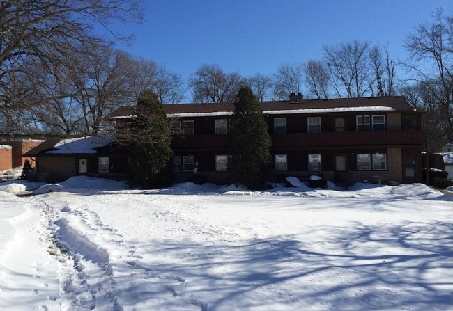 Building Photo - 6725 Crocus Ct