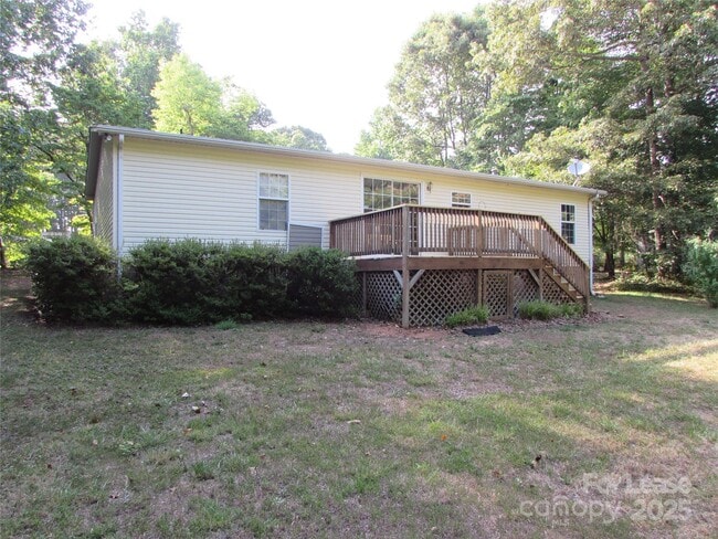 Building Photo - 293 Sailwinds Rd