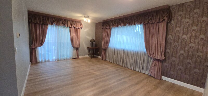 Building Photo - 4074 Vista Calaveras St