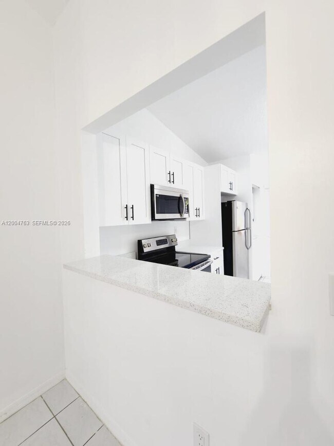 Building Photo - 6960 NW 174th Terrace