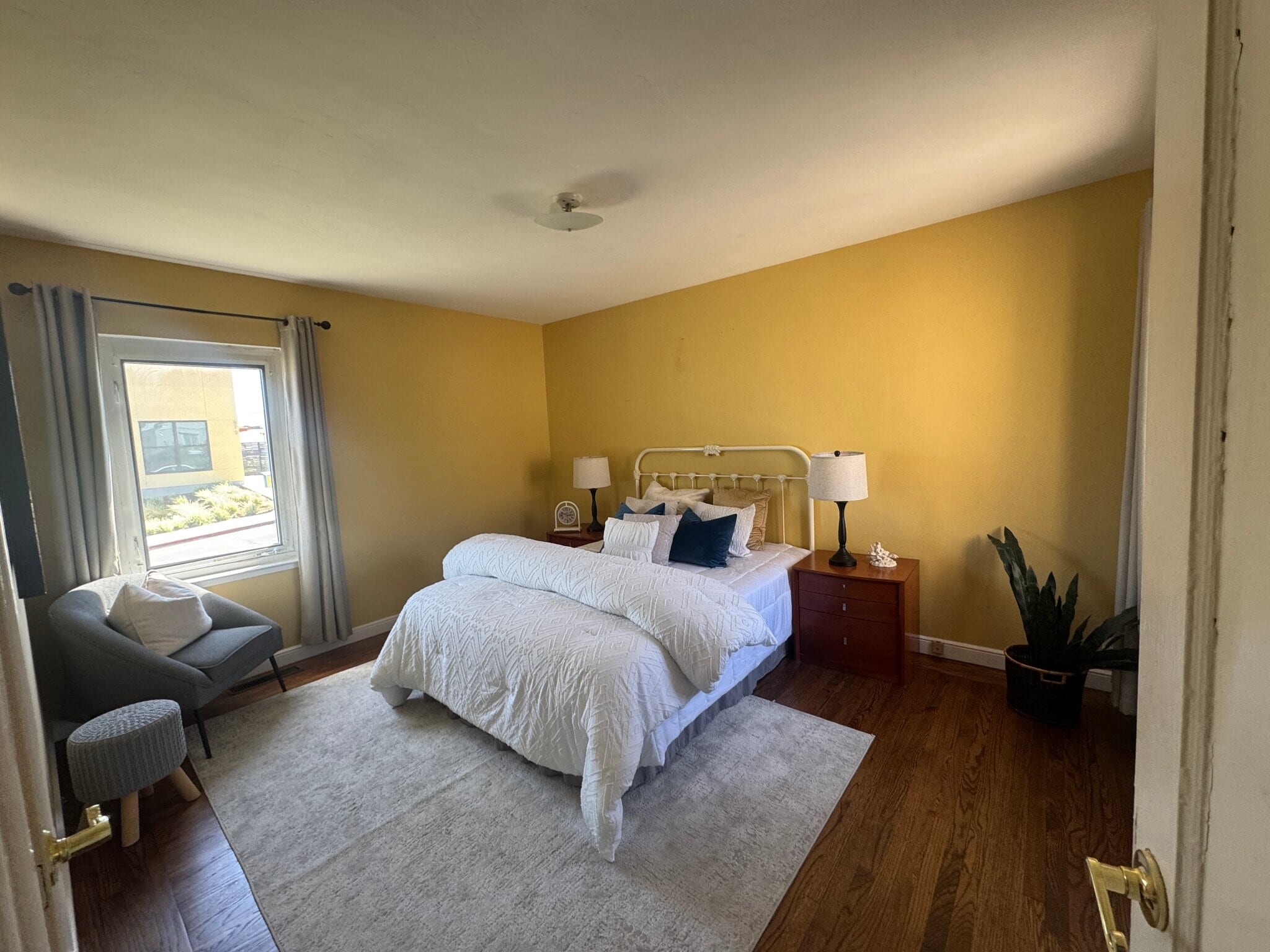 Building Photo - 601 Linden Ave