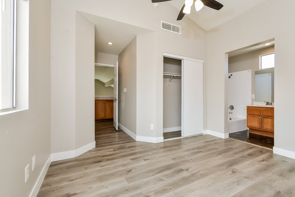 Building Photo - 1423 Grey Knoll Cir