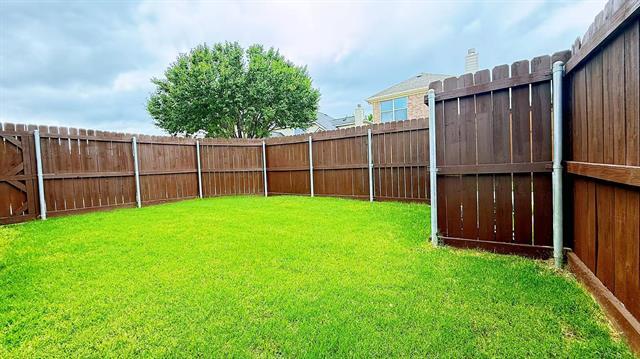 Building Photo - 9208 Clearview Dr