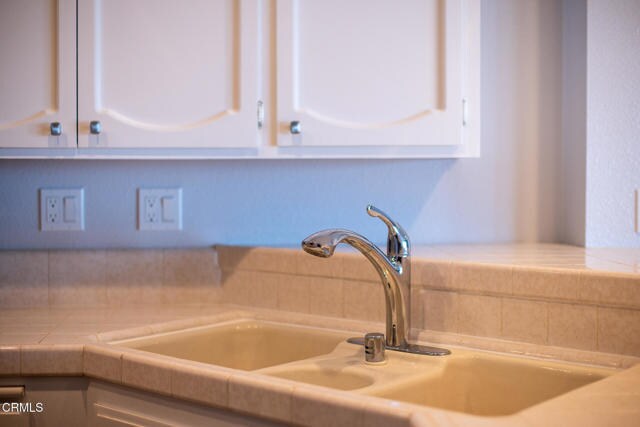 Building Photo - 835 Casmalia Ln