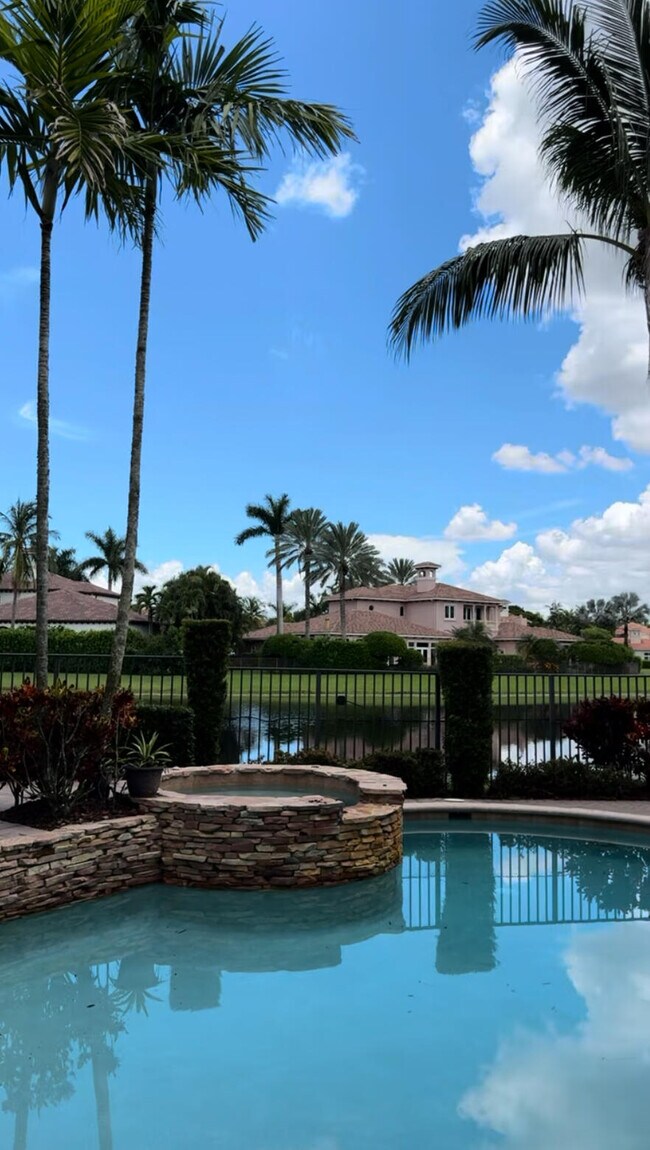 Building Photo - 9407 Bridgebrook Dr