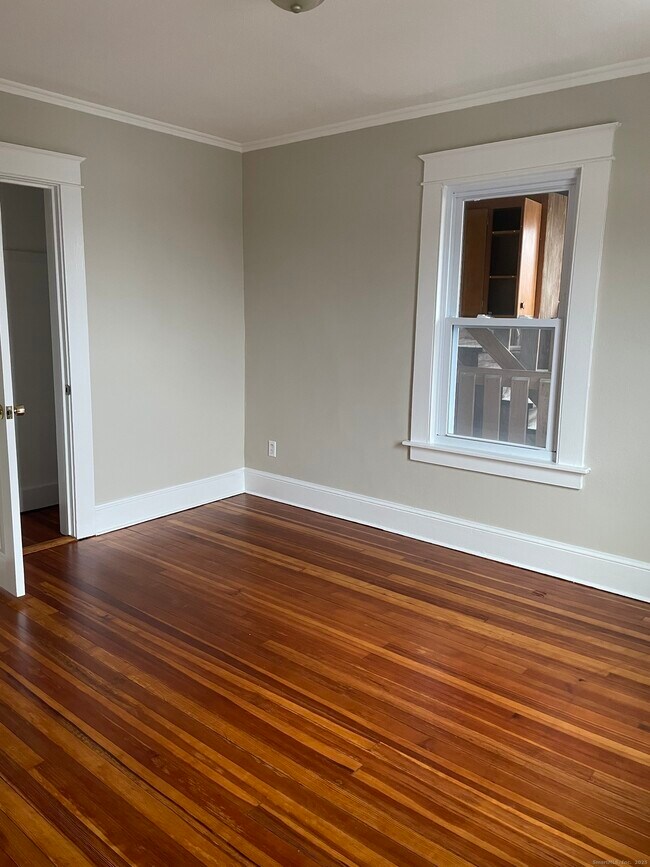 Building Photo - 132 Gridley St