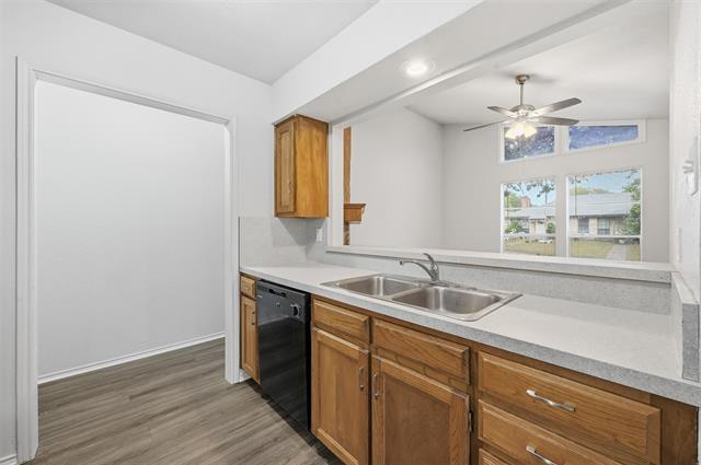 Building Photo - 518 Guerin Dr