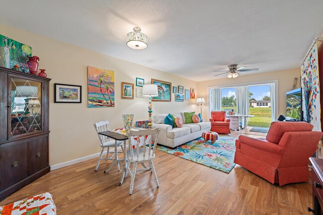Primary Photo - 227 Lake Meryl Dr