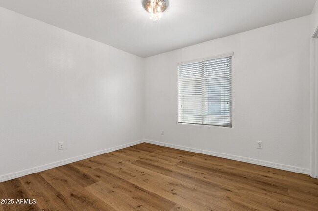 Building Photo - 11723 W Port Au Prince Ln