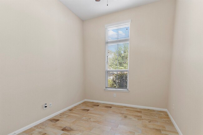 Building Photo - 22023 Flashing Ridge