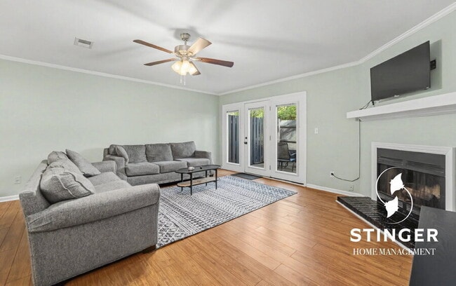 Building Photo - 20 Battery Ln