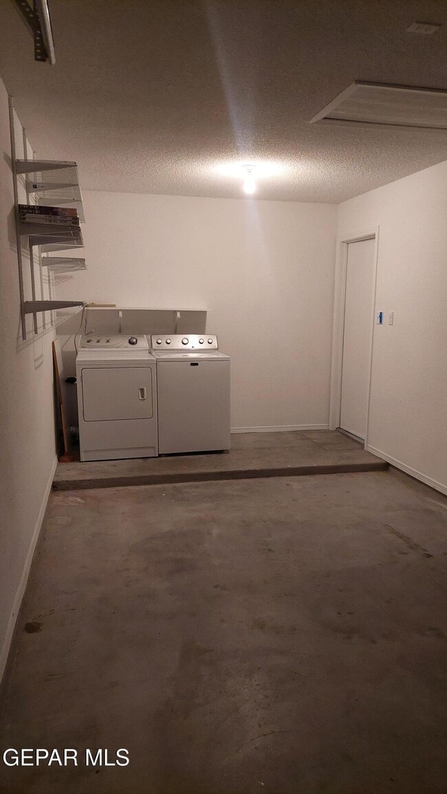 Building Photo - 12124 Fred Carter Dr