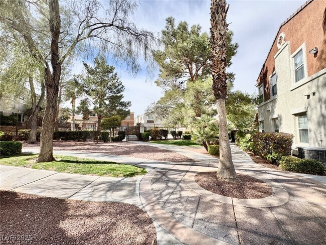 Building Photo - 9303 Gilcrease Ave