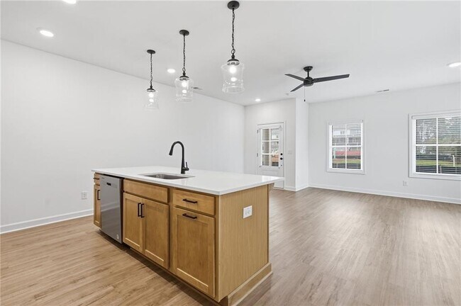 Building Photo - 1914 Cassia Aly