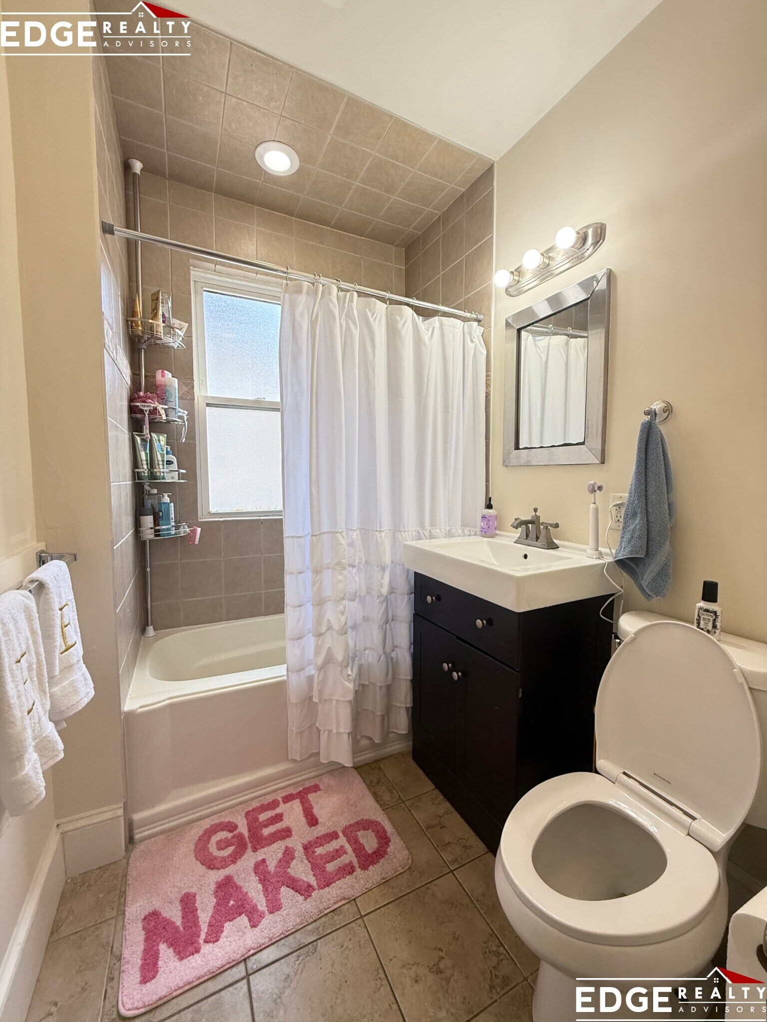 Building Photo - 45 Radnor Rd