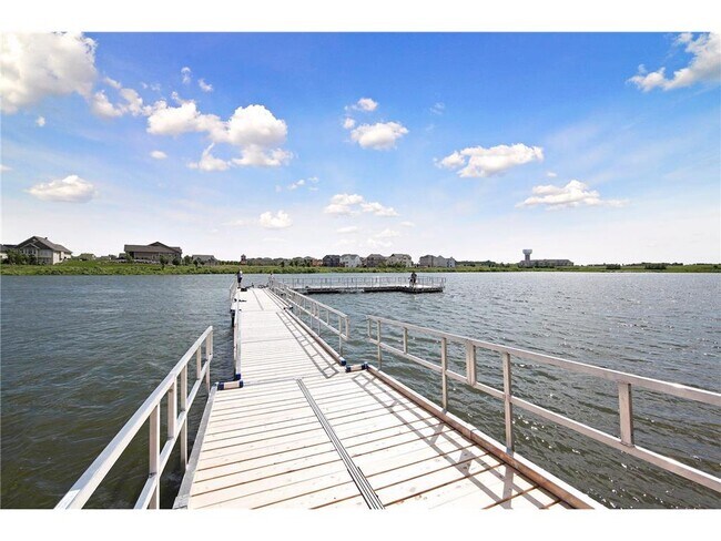 Building Photo - 15430 Eagle Creek Way