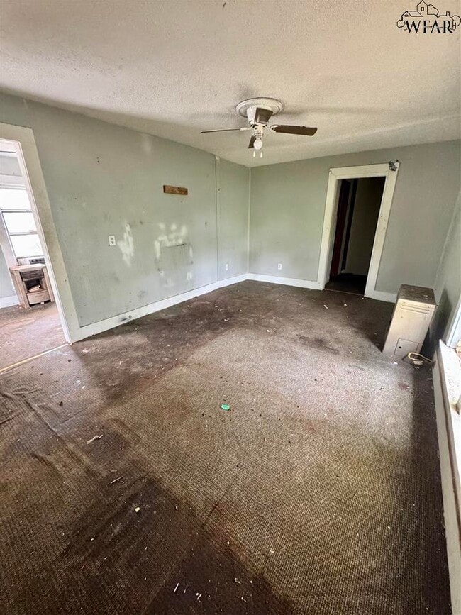 Building Photo - 809 Paradise St