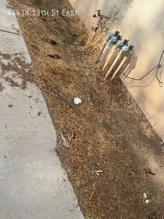 Building Photo - 44438 13th St E