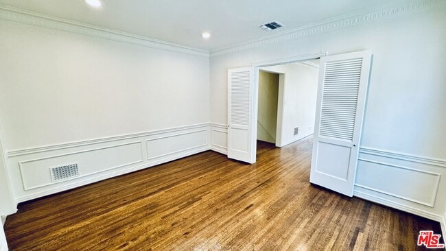 Building Photo - 410 S Spalding Dr