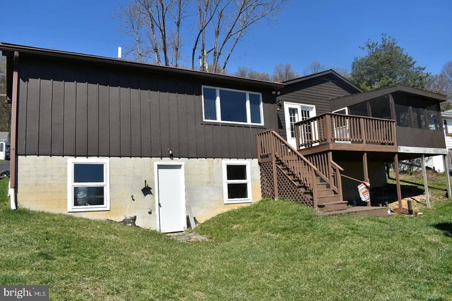 Building Photo - 7007 Edgemont Rd