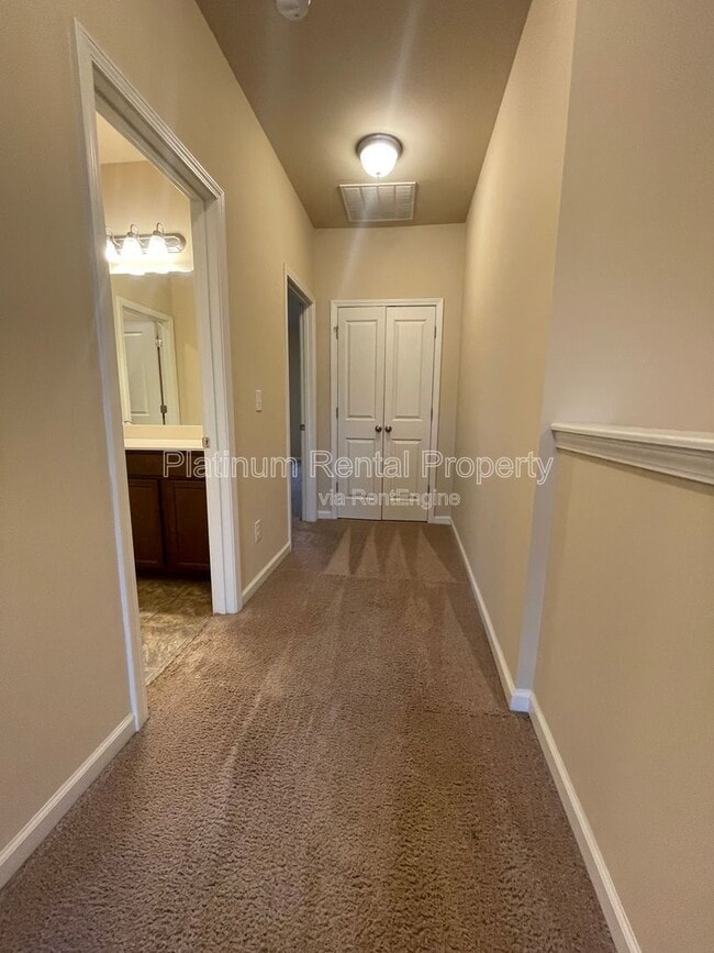 Building Photo - 5755 Rialto Way