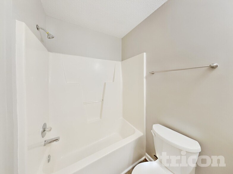 Building Photo - 4813 Windbreak Ln