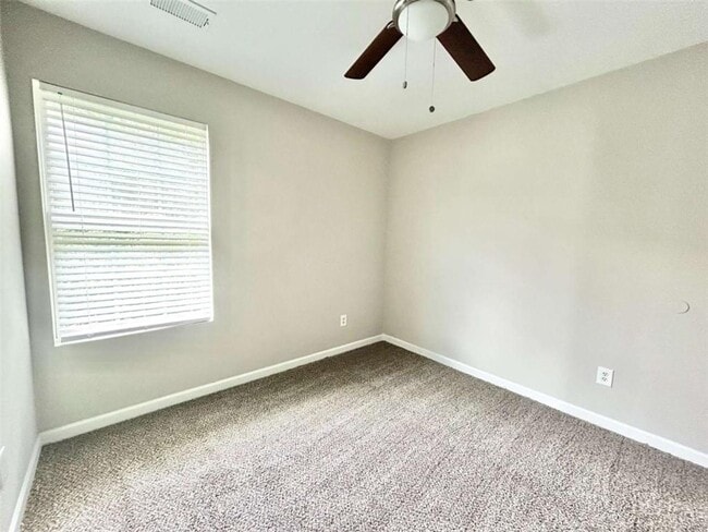 Building Photo - 944 Old Mill Ln