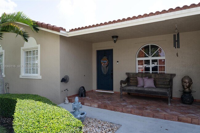 Building Photo - 17992 SW 152nd Ct